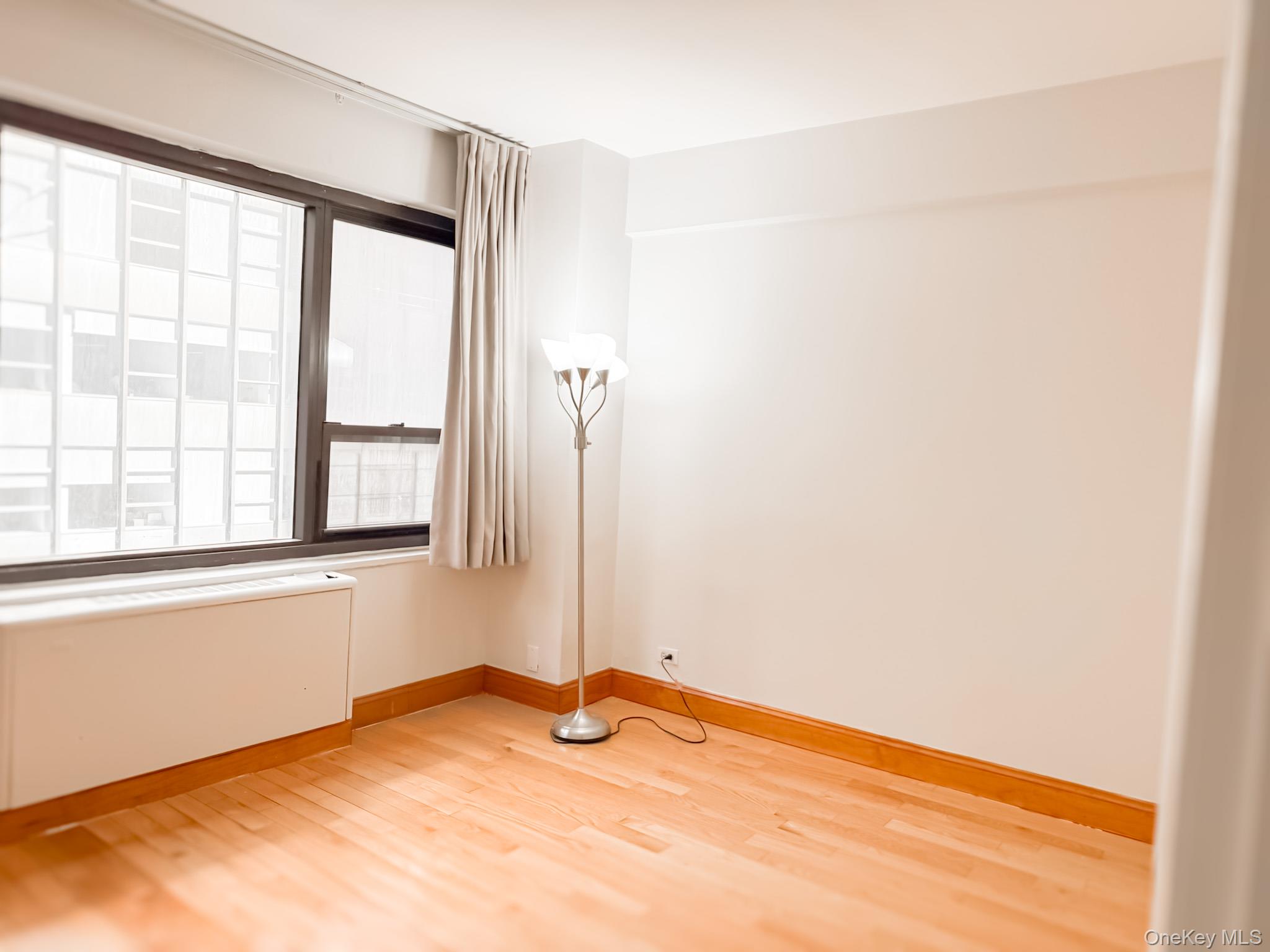 210 E 47th Street # 7D, New York (Manhattan), NY 10017