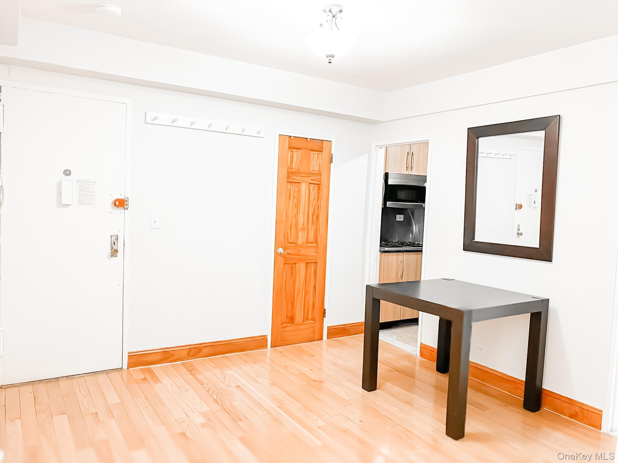 210 E 47th Street # 7D, New York (Manhattan), NY 10017