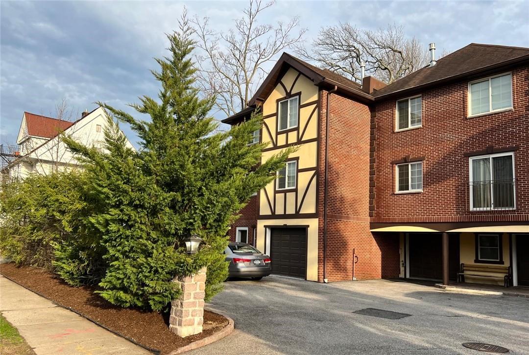 7 Crosby Place, New Rochelle, NY 10801