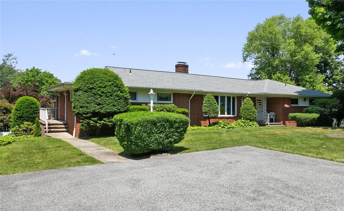 4 Summit Road, Mahopac, NY 10541