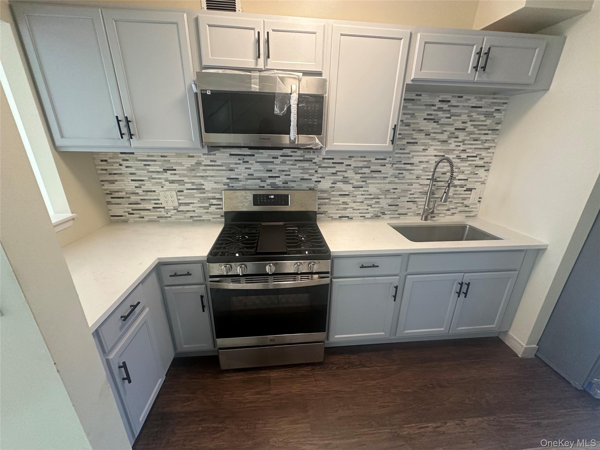 782 Brook Avenue # C, Bronx, NY 10451