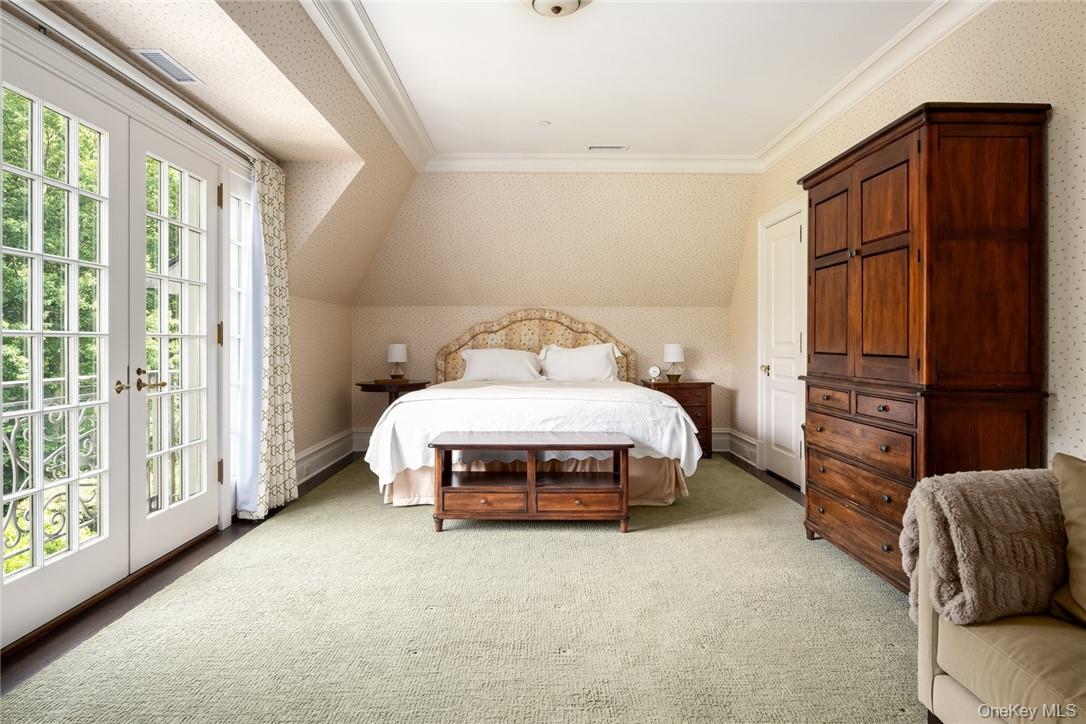 17 Cowdray Park Drive, Armonk, NY 10504