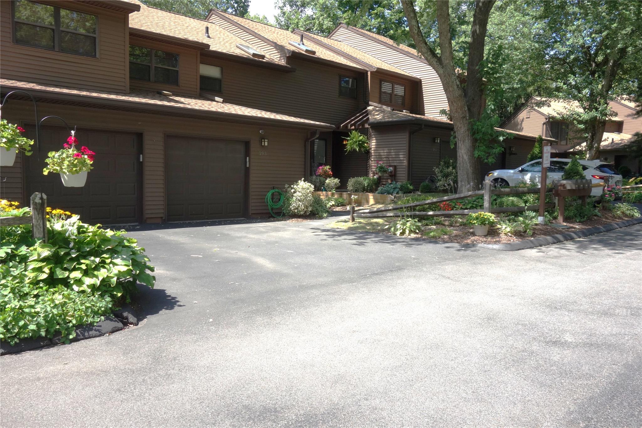 193 Woods Brooke Circle, Ossining, NY 10562