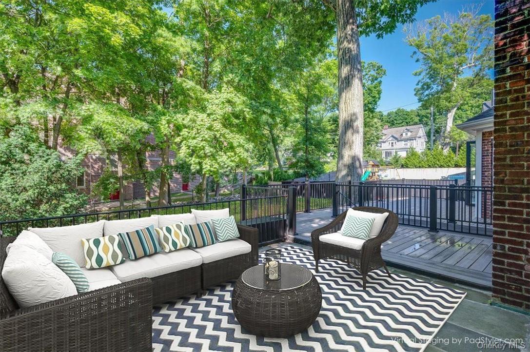 4 Woodland Place, White Plains, NY 10606