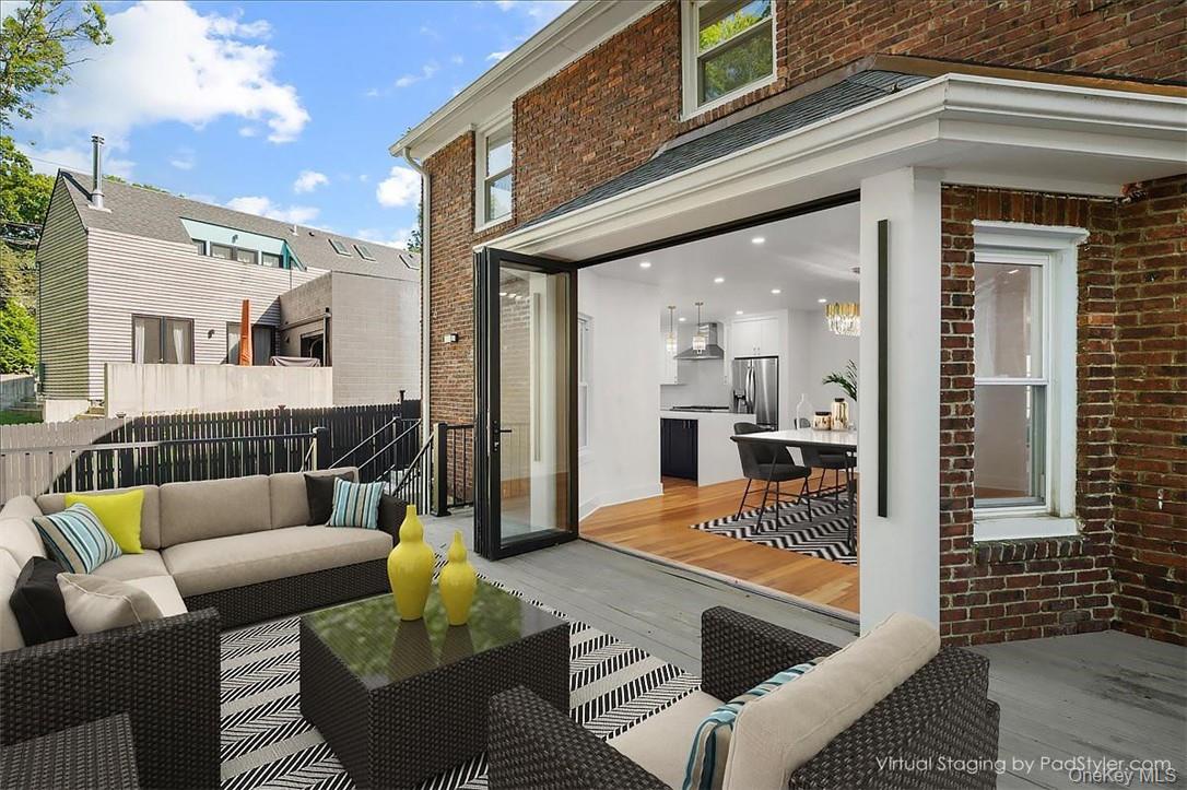 4 Woodland Place, White Plains, NY 10606