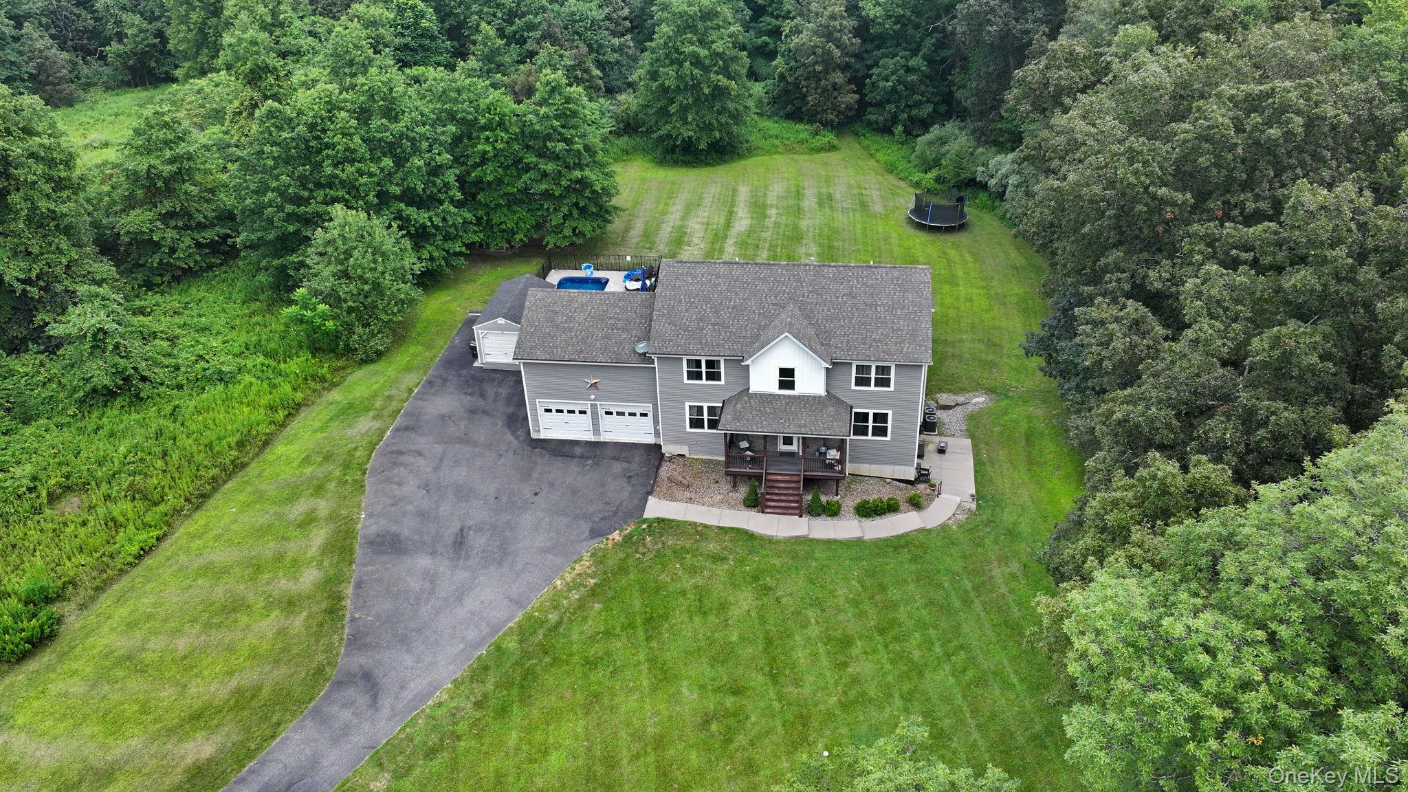 24 Woodside Court, Middletown, NY 10941