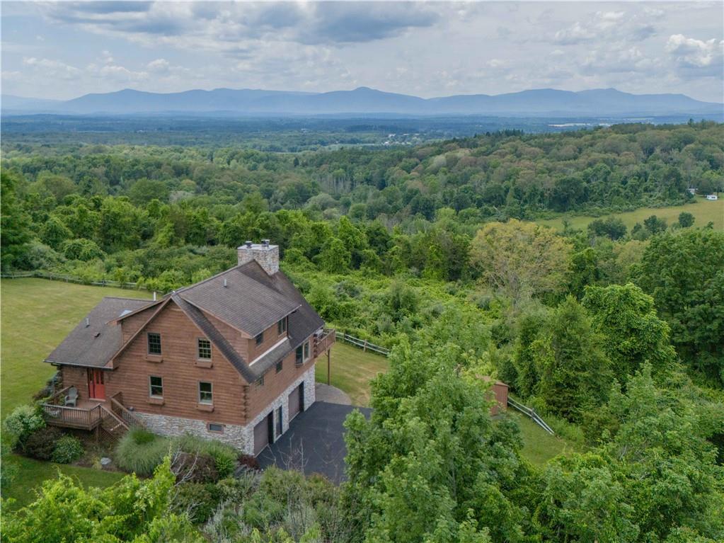 379 Taghkanic Road, Elizaville, NY 12523