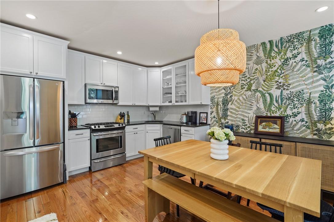 31 Pondfield Road W # 10, Bronxville, NY 10708