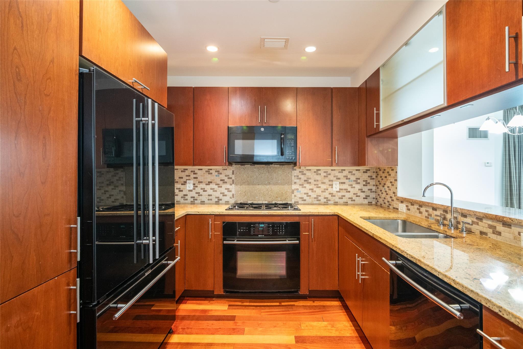 175 Huguenot Street # 1607, New Rochelle, NY 10801