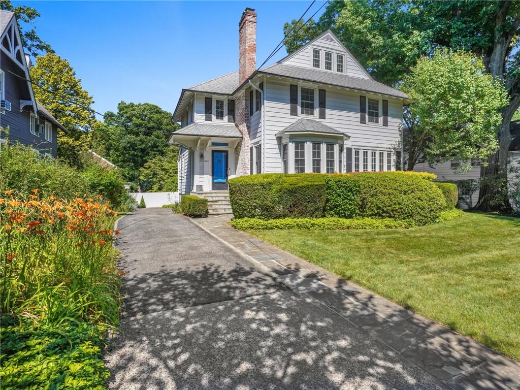 1040 Pelhamdale Avenue, Pelham, NY 10803