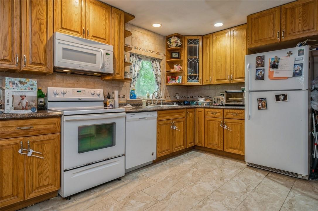 14 Cornfield Road, Middletown, NY 10940