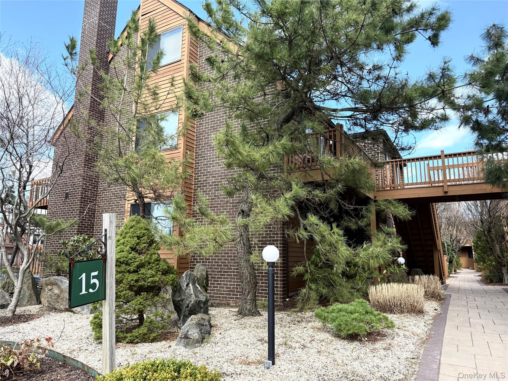 15 Greenridge Avenue # 20H, White Plains, NY 10605