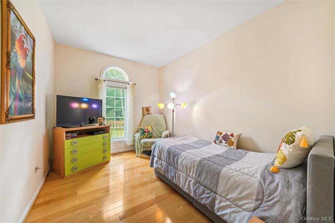 145 Pine Lake Drive, Wurtsboro, NY 12790