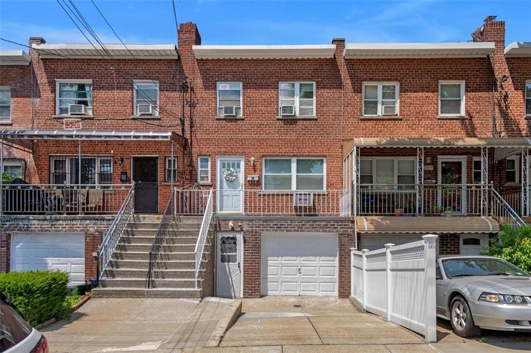 2557 Seymour Avenue, Bronx, NY 10469