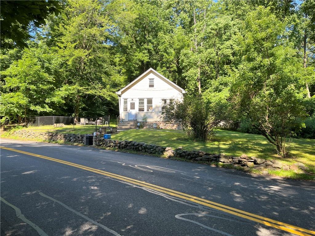 400 Phillips Hill Road, New City, NY 10956