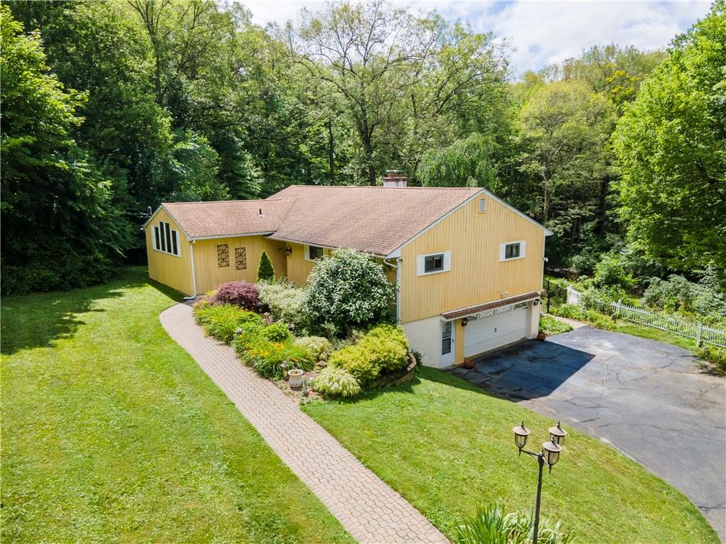 16 Birch Hill Drive, Poughkeepsie, NY 12603