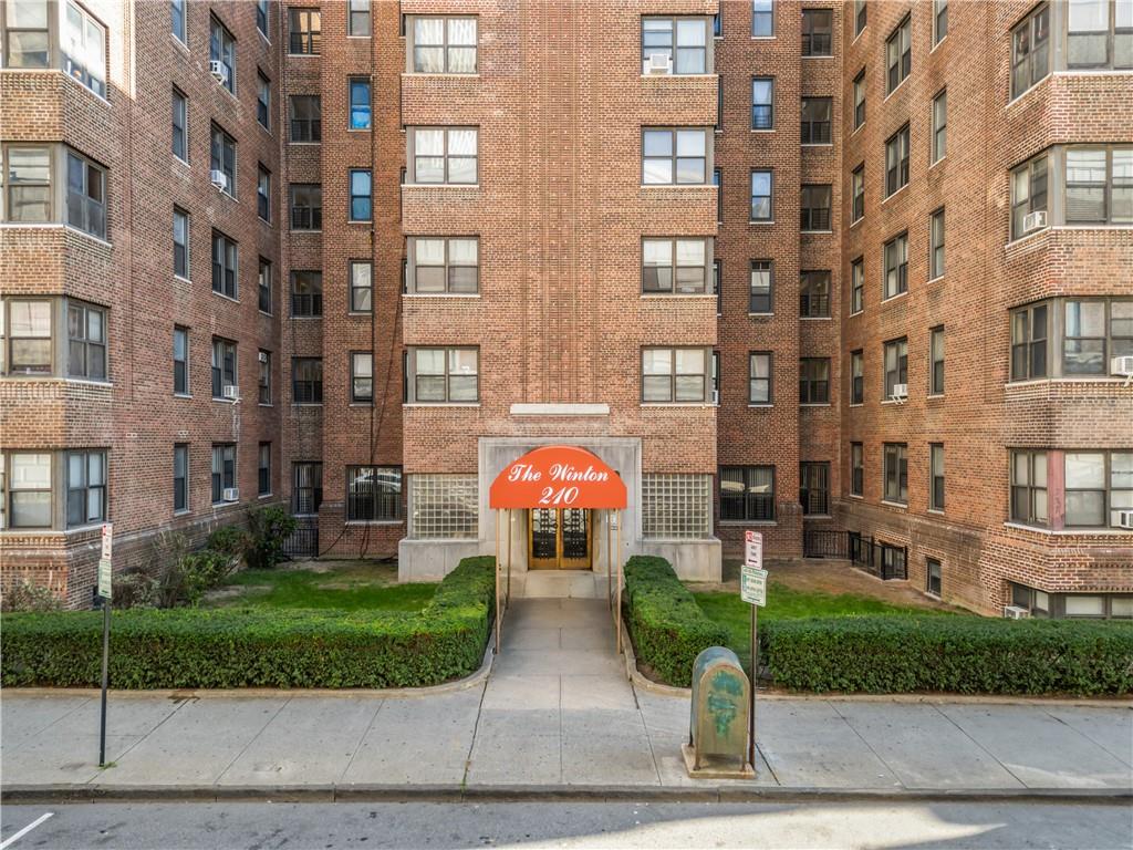 210 Martine Avenue # 1G, White Plains, NY 10601