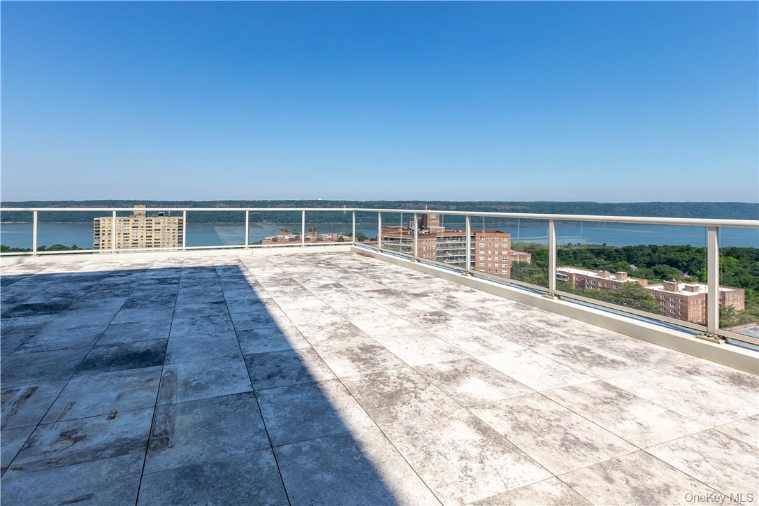 640 W 237th Street # 20B, Bronx, NY 10463