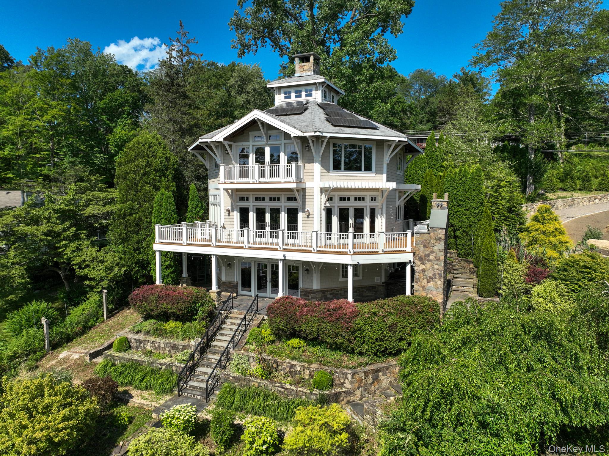 33 Truesdale Lake Drive, South Salem, NY 10590