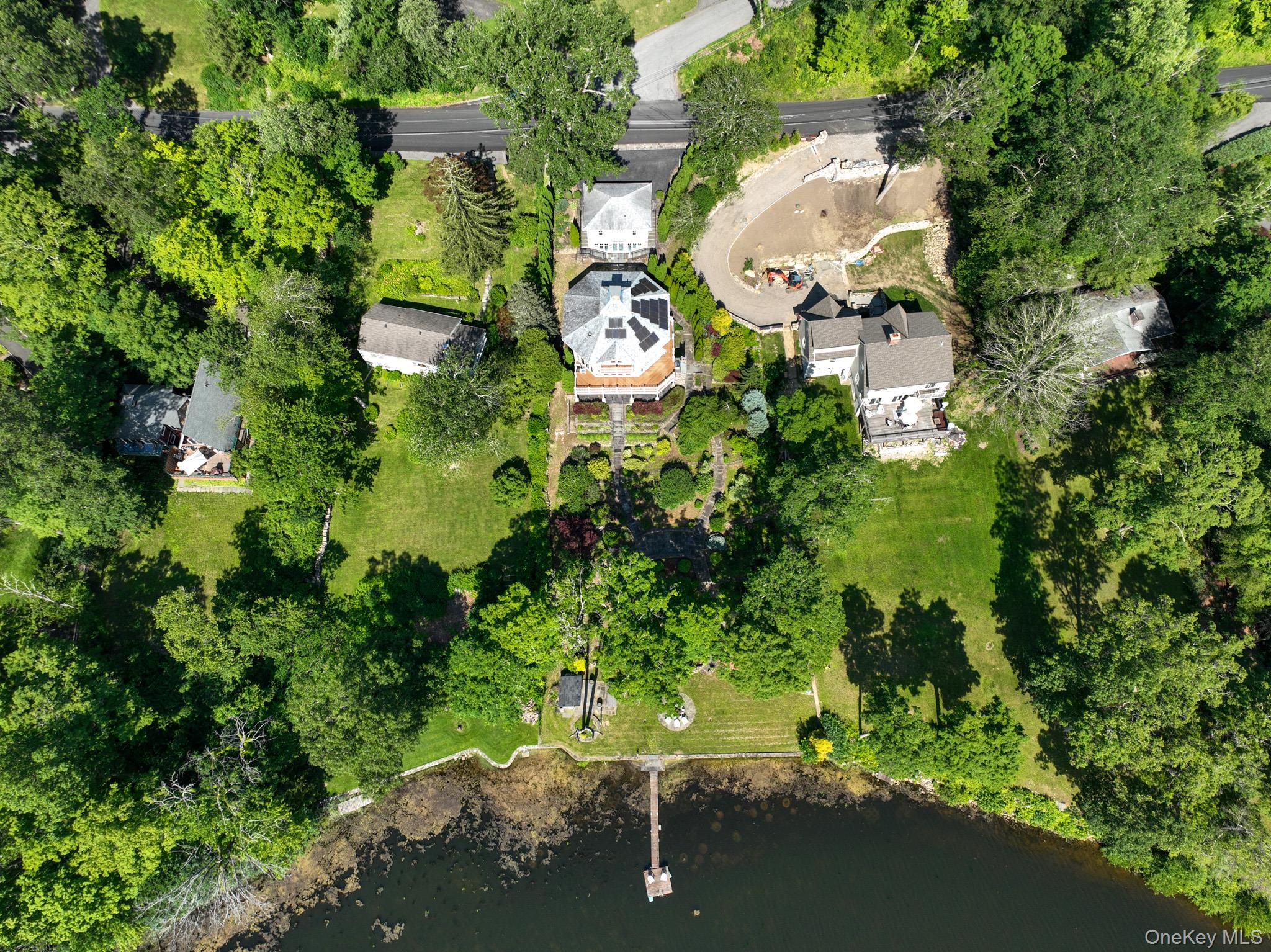 33 Truesdale Lake Drive, South Salem, NY 10590