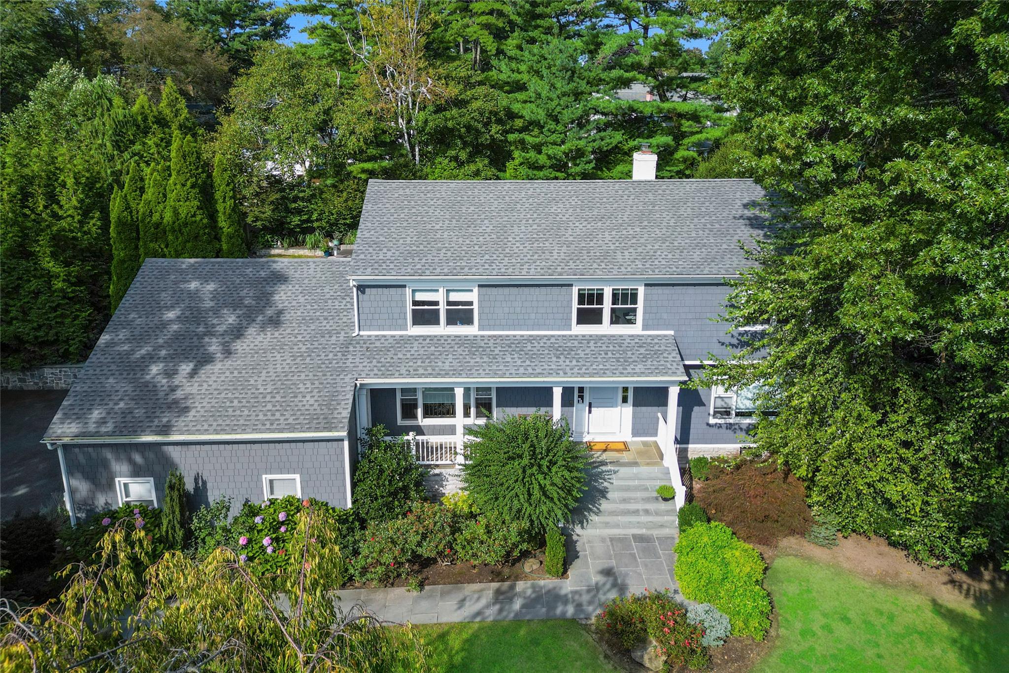 15 Penny Lane, Scarsdale, NY 10583