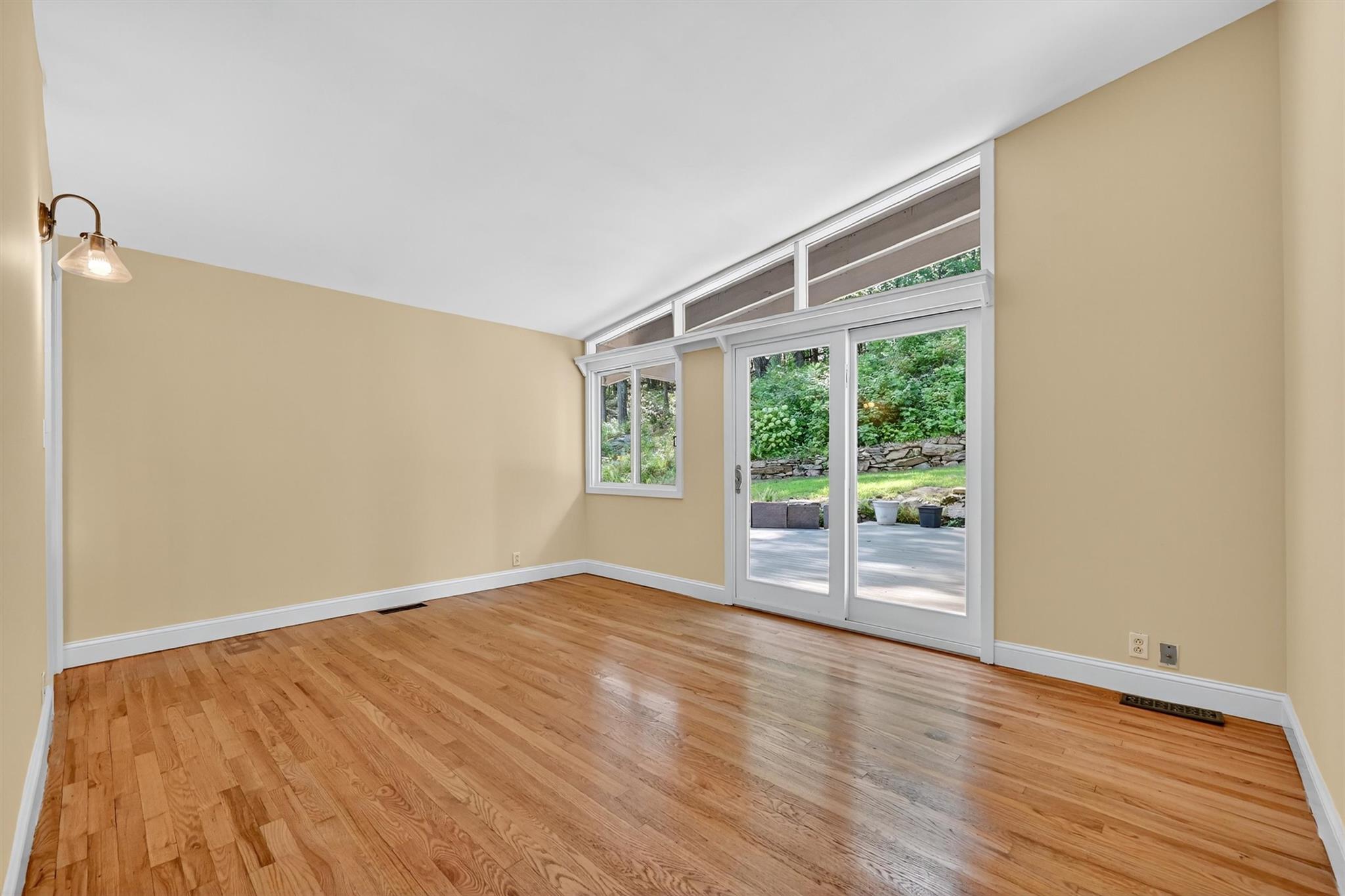 165 Fawn Hill Road, Tuxedo Park, NY 10987