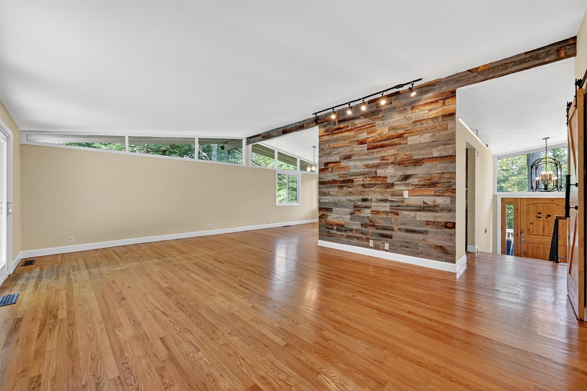 165 Fawn Hill Road, Tuxedo Park, NY 10987