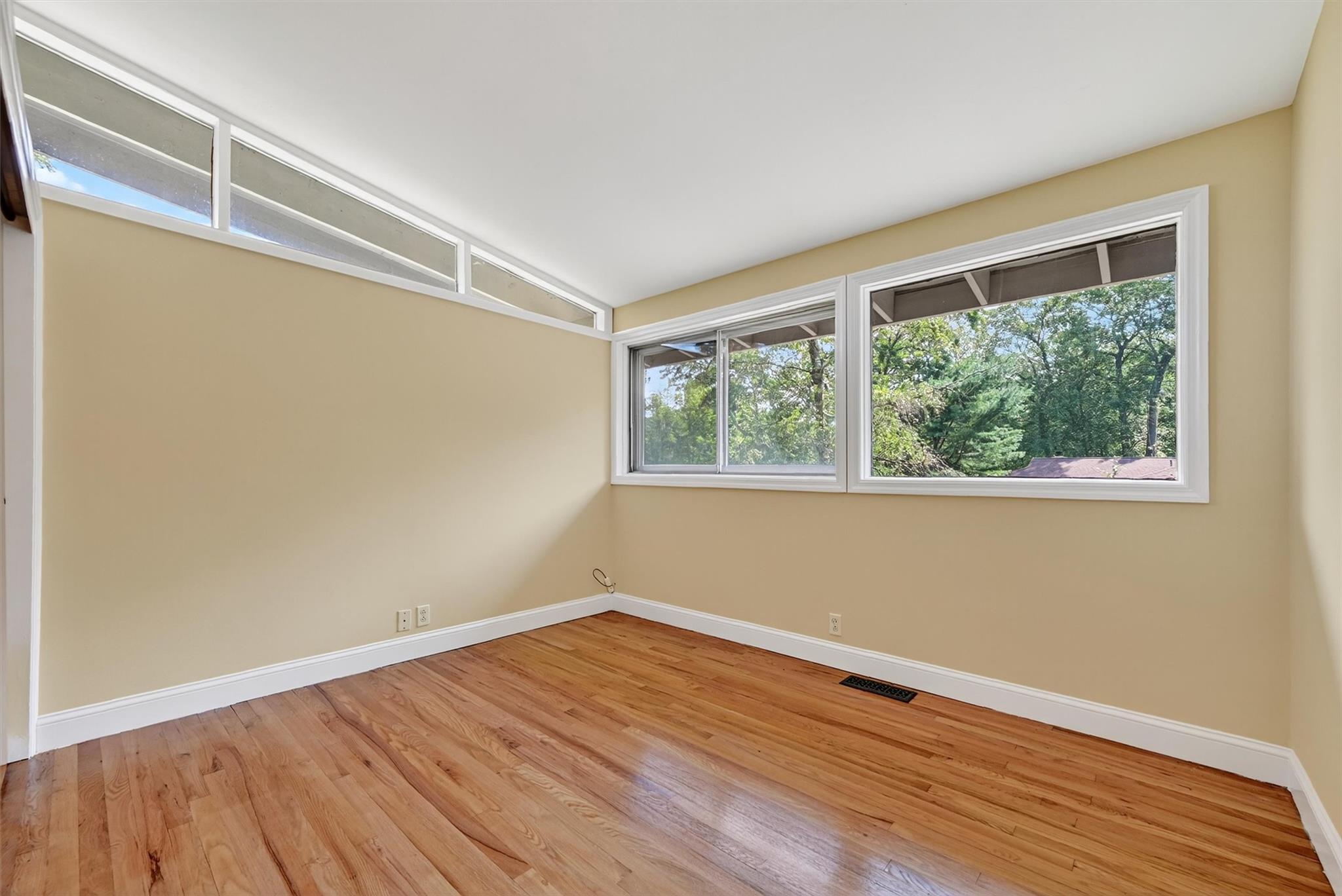 165 Fawn Hill Road, Tuxedo Park, NY 10987