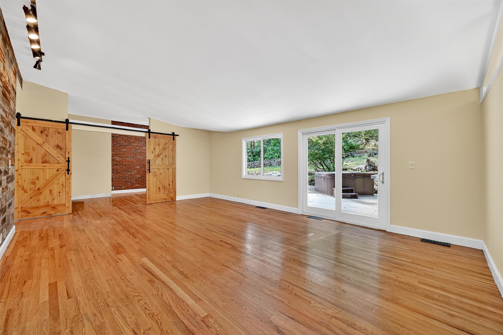 165 Fawn Hill Road, Tuxedo Park, NY 10987