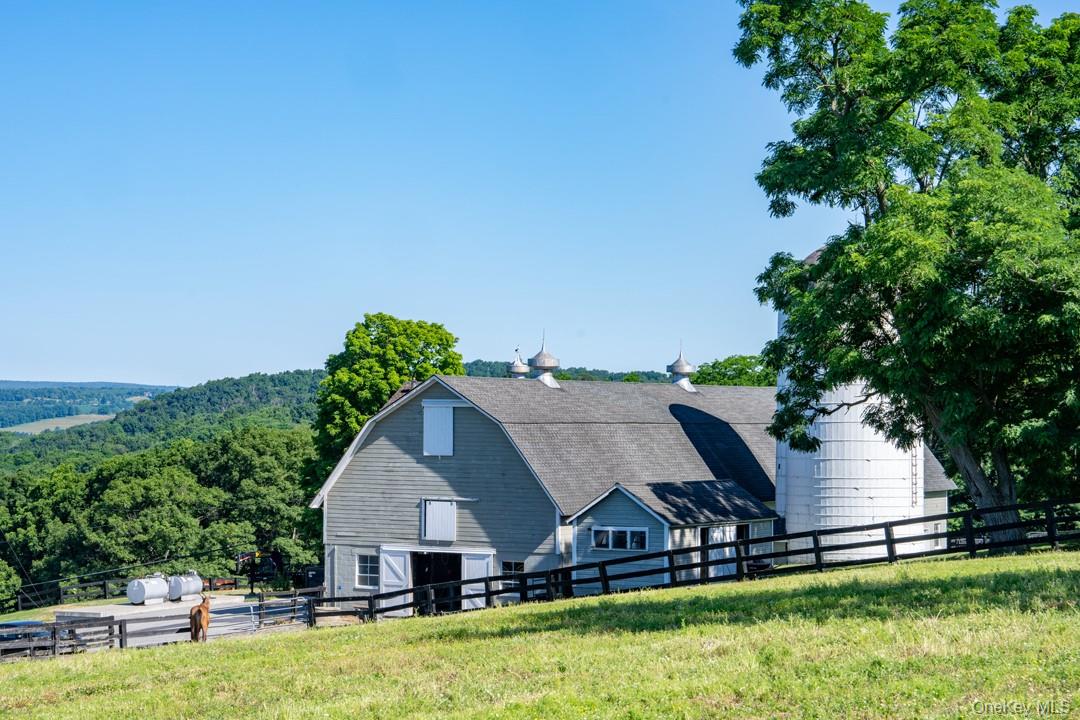 20 Smithfield Way, Amenia, NY 12501