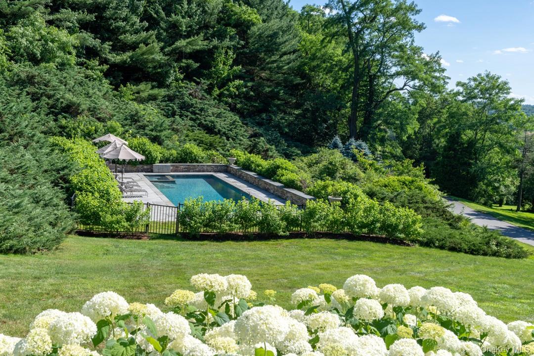 20 Smithfield Way, Amenia, NY 12501