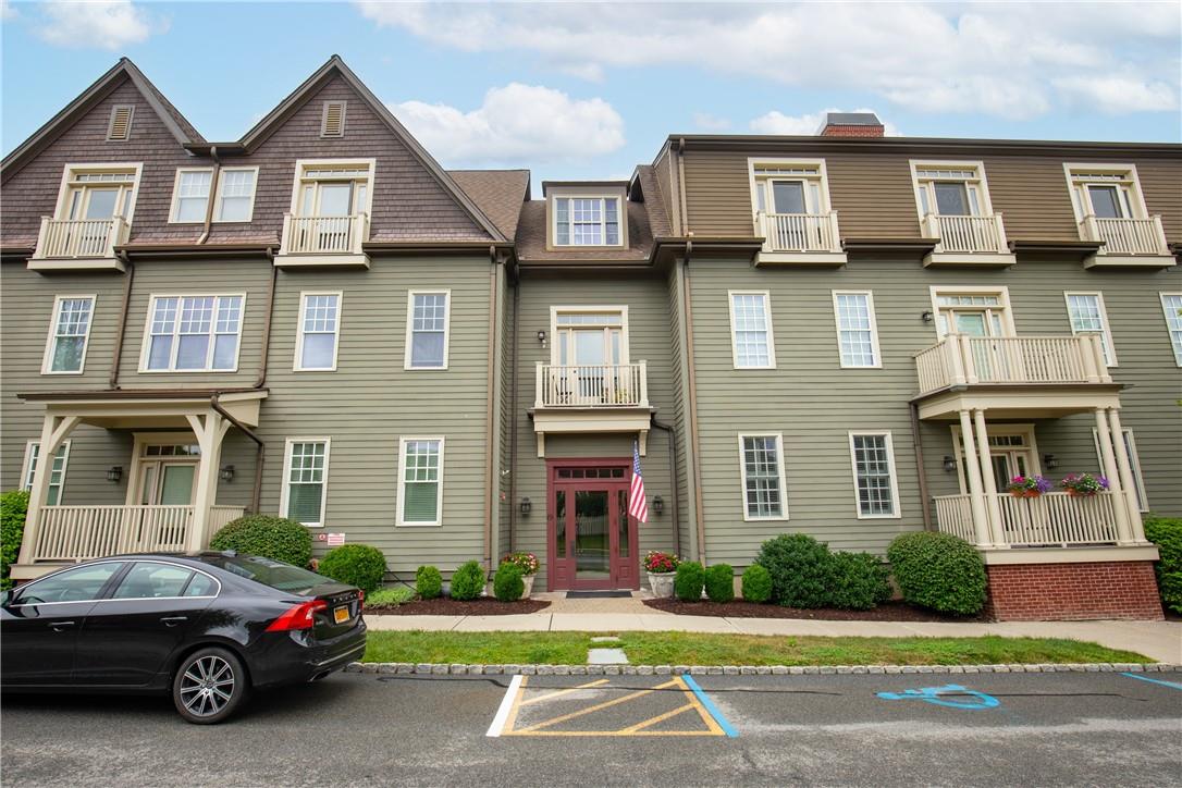 19 Cropsey Street # 1A, Warwick, NY 10990