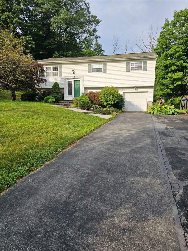 49 Surrey Road, Chester, NY 10918