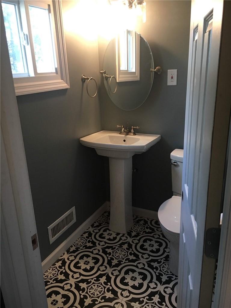 80 Udalia Court, West Islip, NY 11795