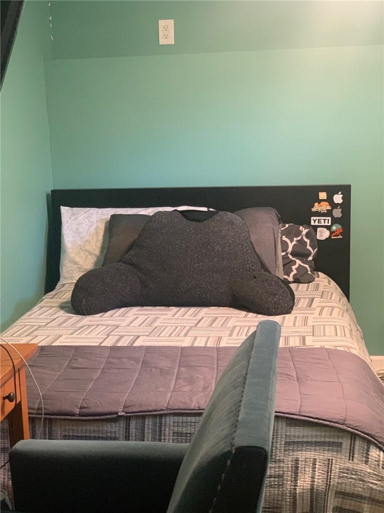 80 Udalia Court, West Islip, NY 11795