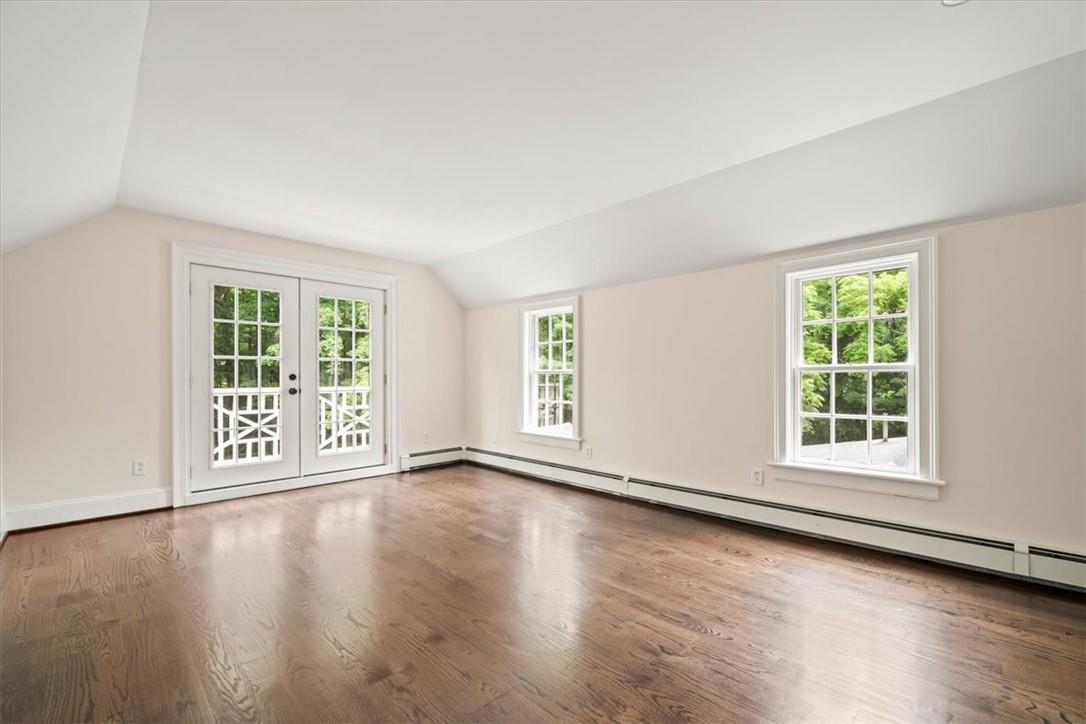 420 Nanny Hagen Road, Thornwood, NY 10594