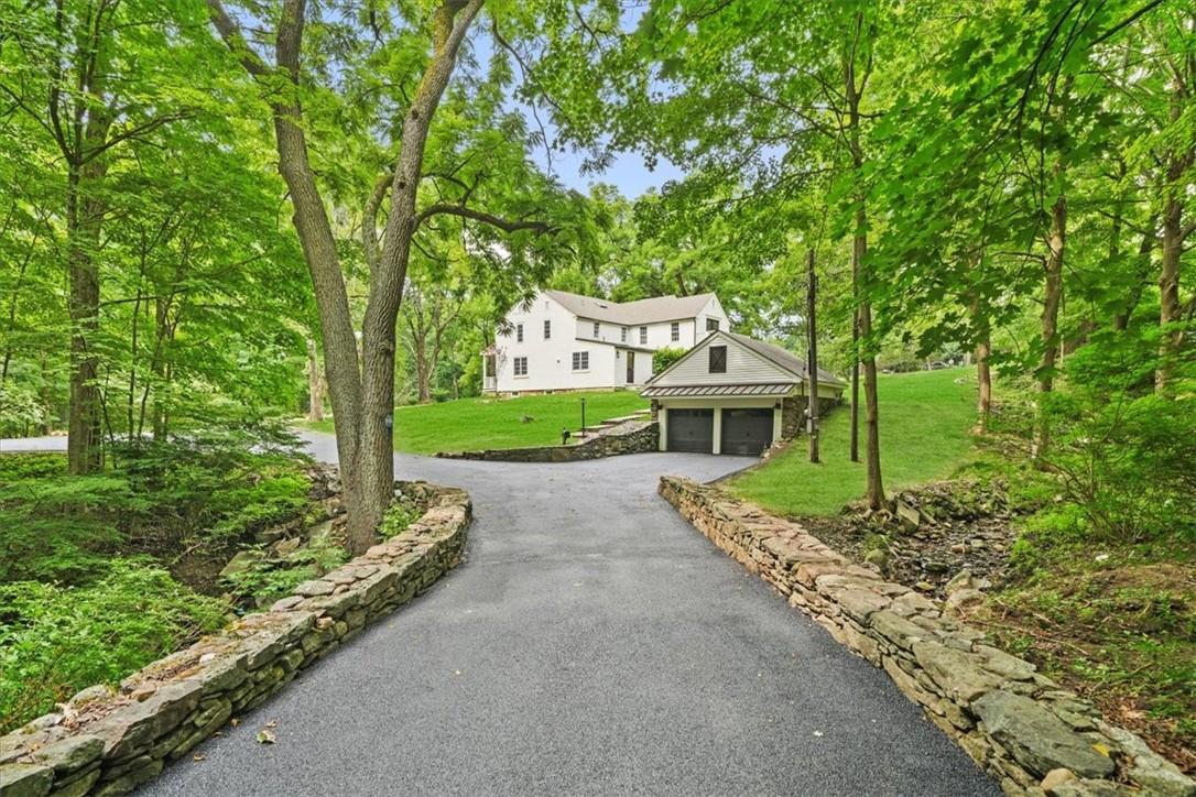 420 Nanny Hagen Road, Thornwood, NY 10594