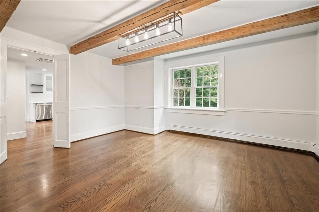 420 Nanny Hagen Road, Thornwood, NY 10594