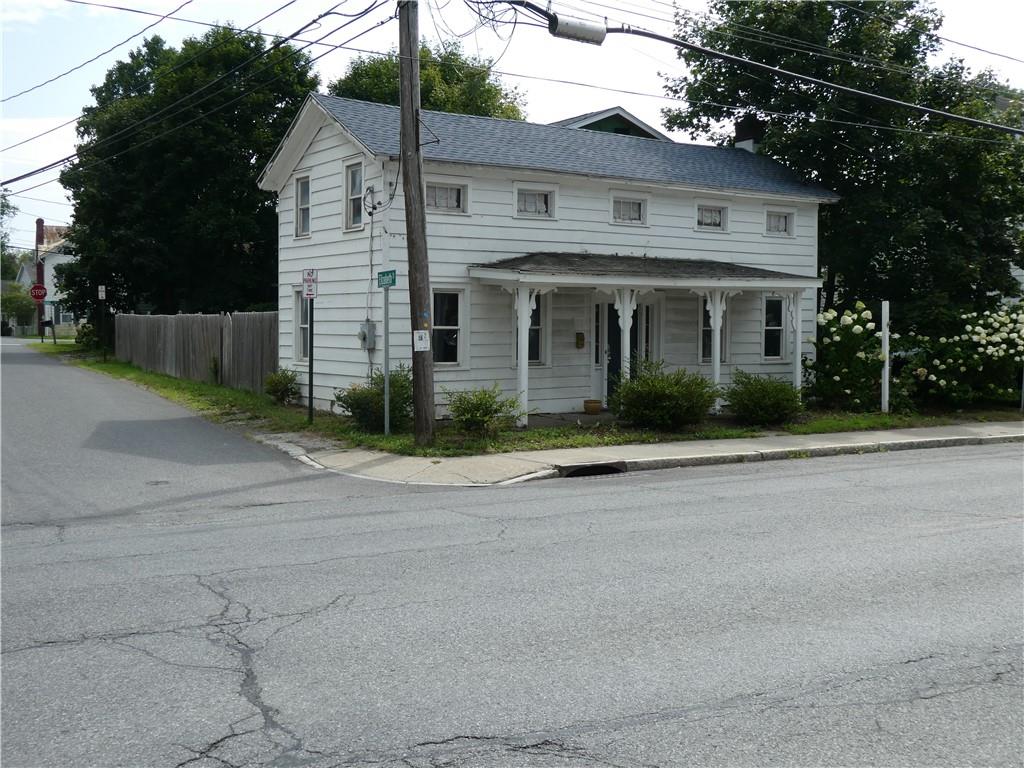 24 E Market Street, Red Hook, NY 12571