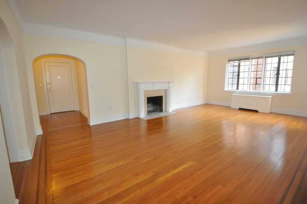 155 Garth Road # 3G, Scarsdale, NY 10583