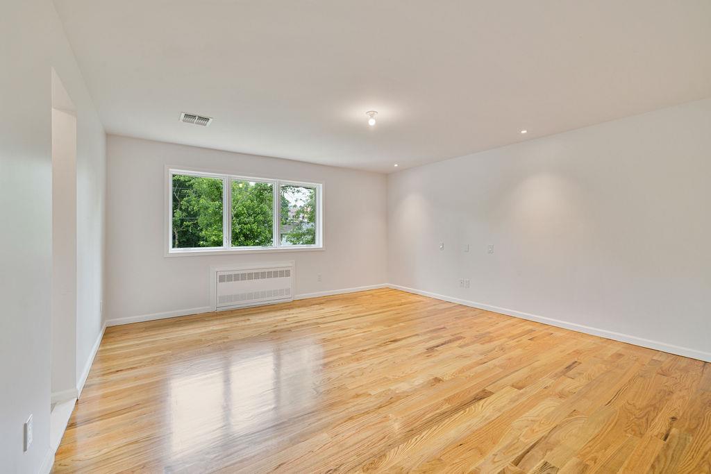 23 Northbrook Road # 202, Spring Valley, NY 10977