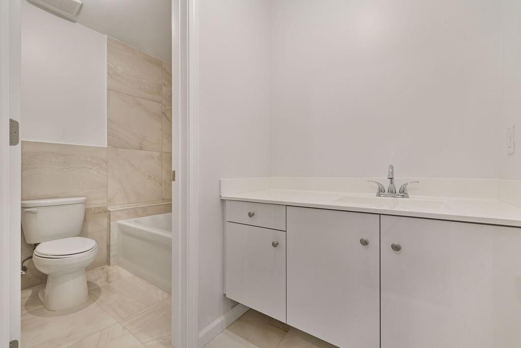 23 Northbrook Road # 202, Spring Valley, NY 10977