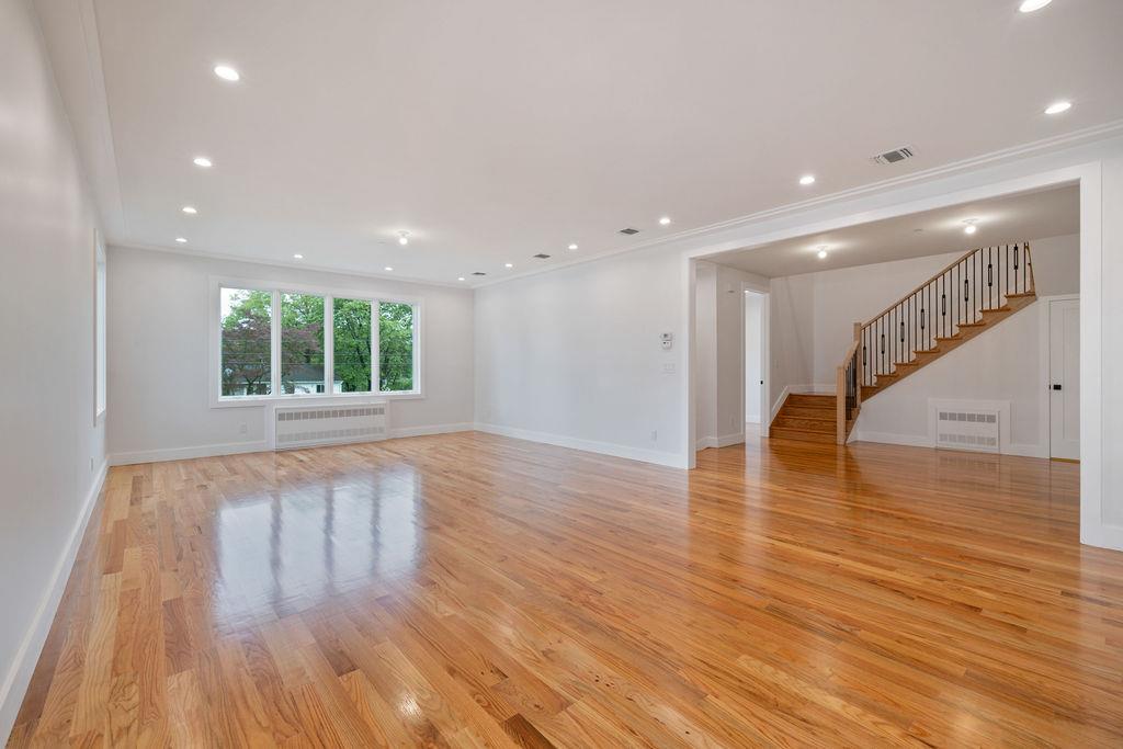 23 Northbrook Road # 202, Spring Valley, NY 10977