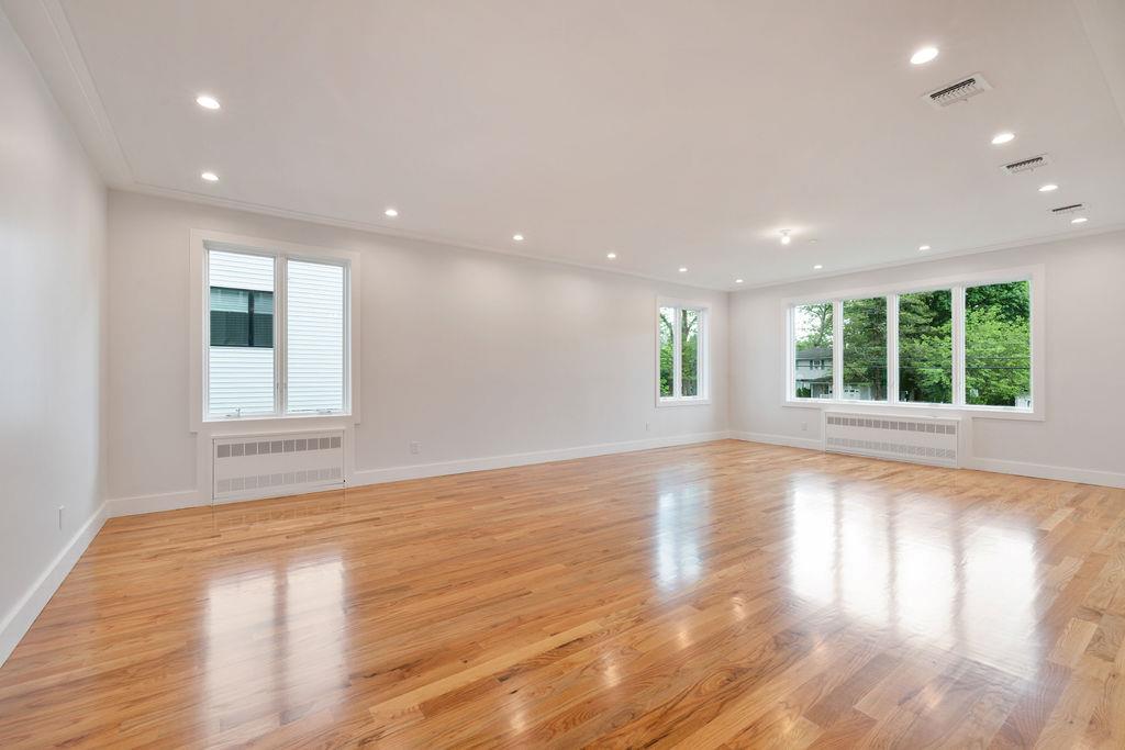 23 Northbrook Road # 202, Spring Valley, NY 10977