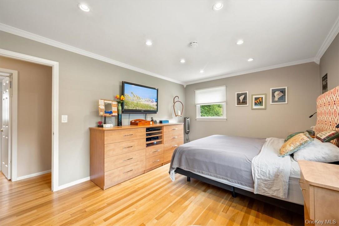 20 Lancaster Drive, Suffern, NY 10901