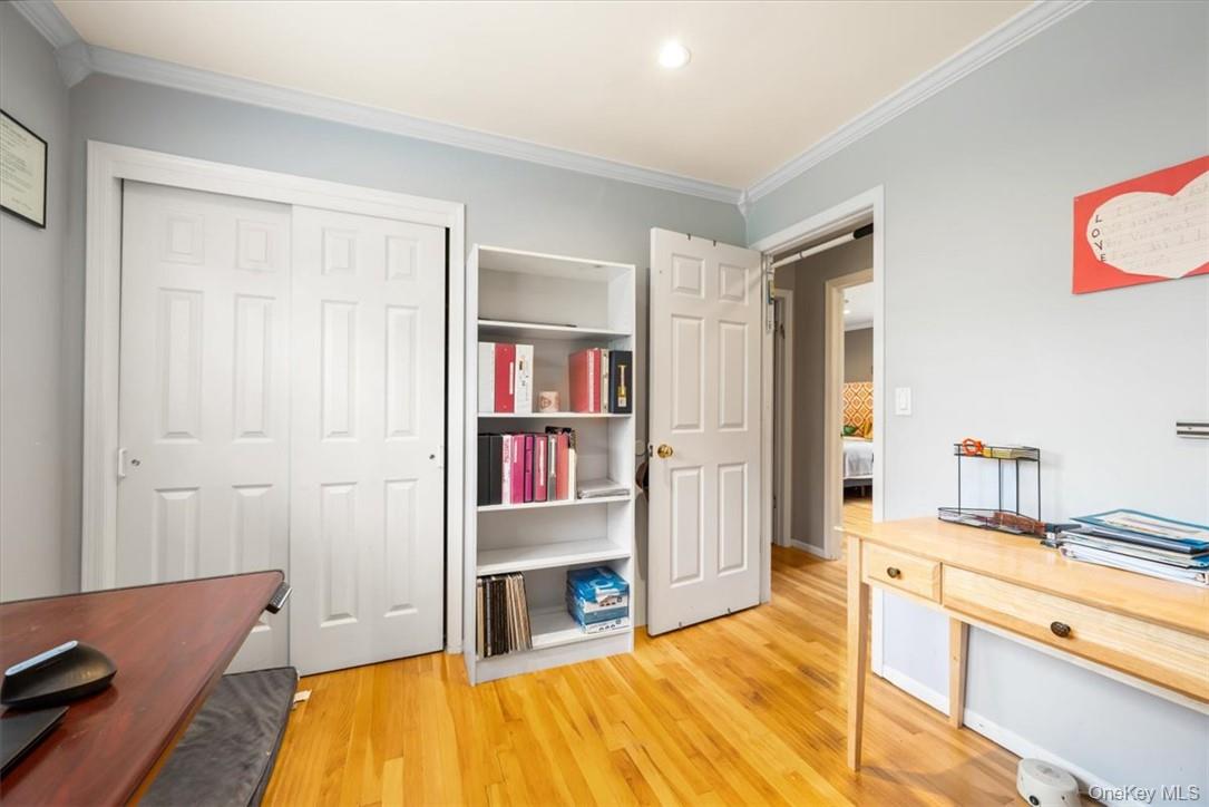 20 Lancaster Drive, Suffern, NY 10901