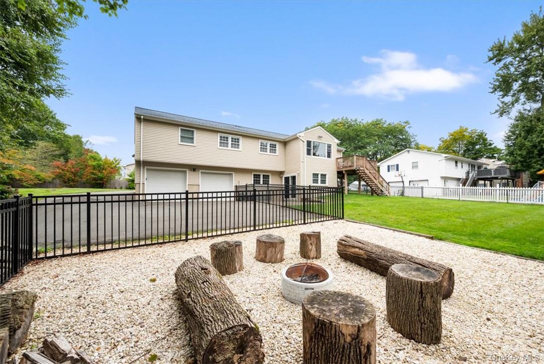 20 Lancaster Drive, Suffern, NY 10901