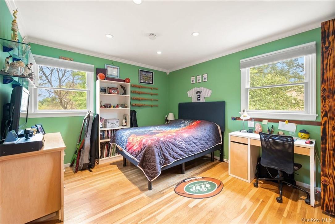 20 Lancaster Drive, Suffern, NY 10901