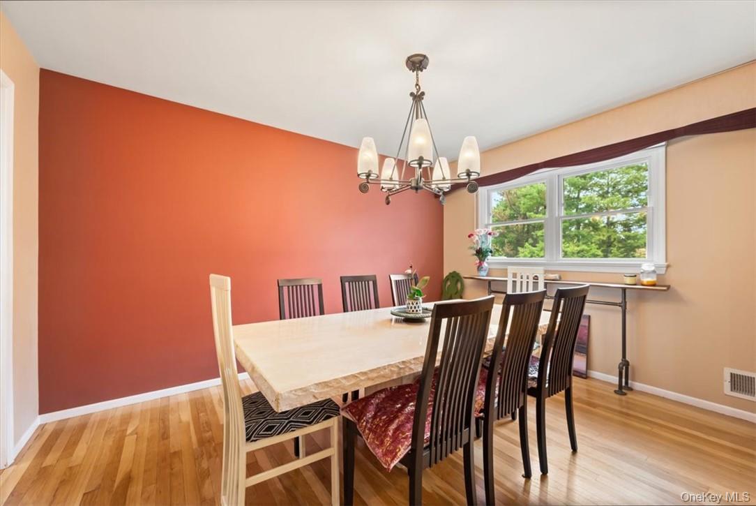 20 Lancaster Drive, Suffern, NY 10901