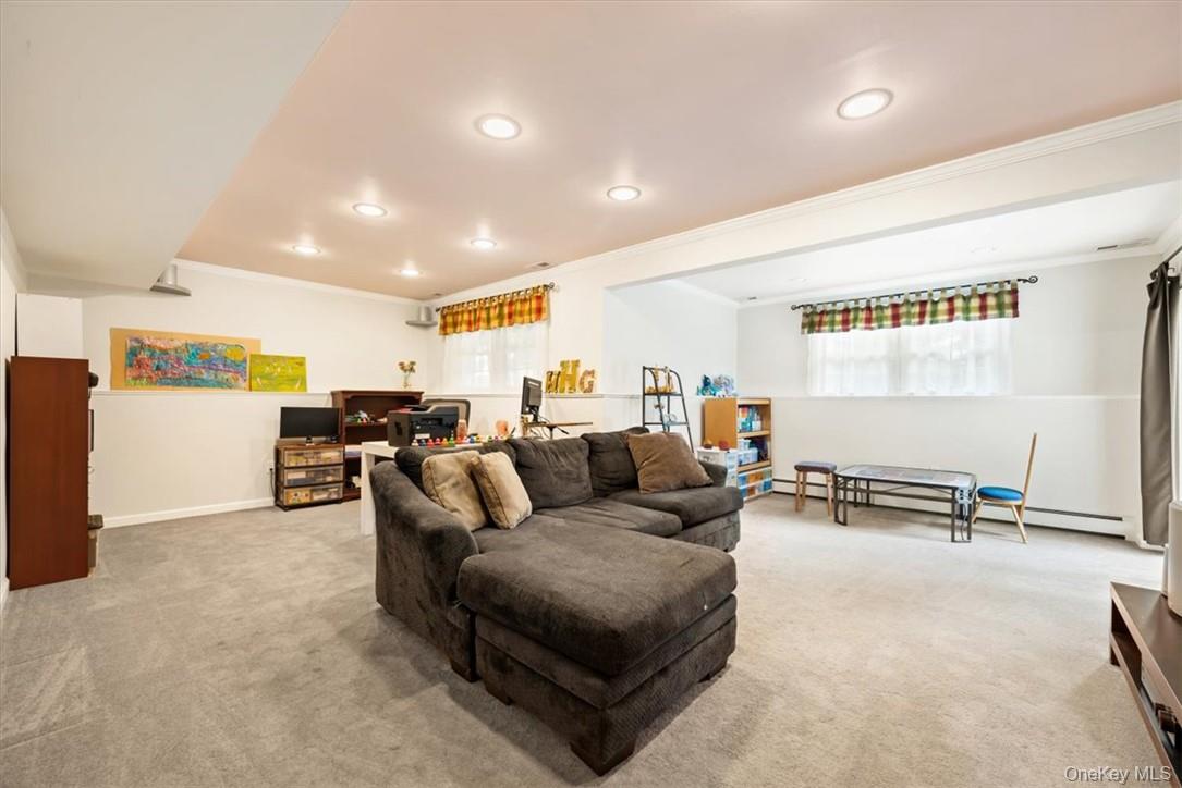 20 Lancaster Drive, Suffern, NY 10901